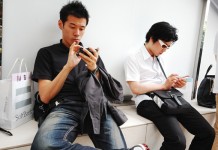 JP smartphone consumers